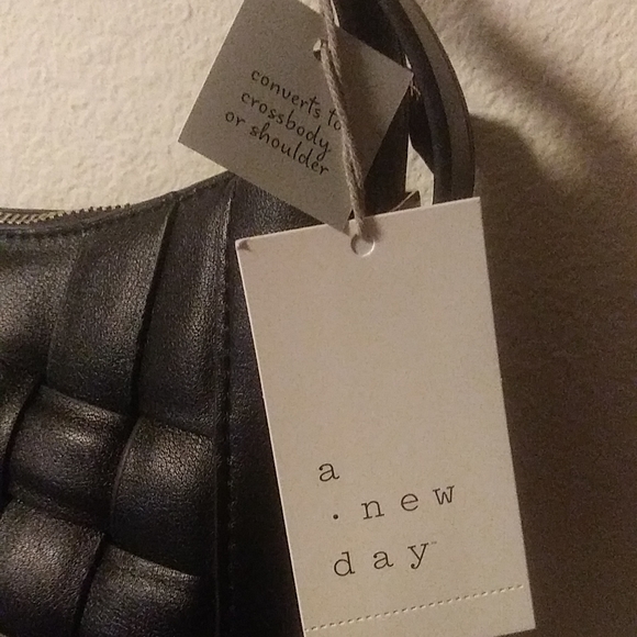 Target A New Day Woven Style Handbag - Picture 3 of 6